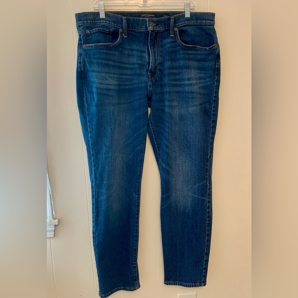 COPY - Lucky Brand Men’s 38/40 Jeans. Zipper. Med wash. Straight leg